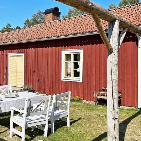 4 Person Holiday Home In Furuby 外观 照片